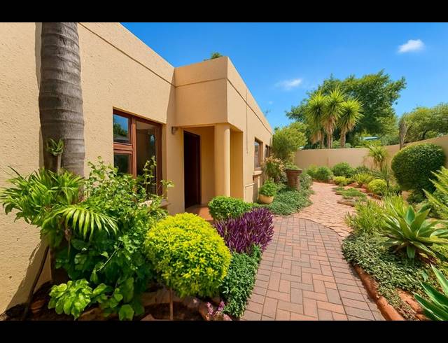 3 BEDROOM HOUSE FOR SALE IN LONEHILL